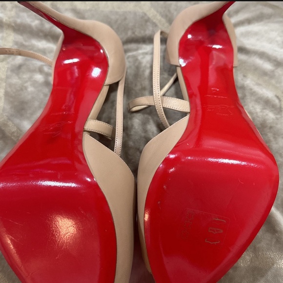 Christian Louboutin platform heels - Picture 2 of 4